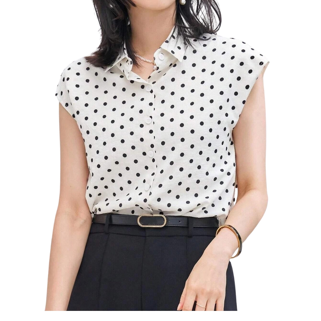 Camisa crop con estampado de lunares de manga murciélago