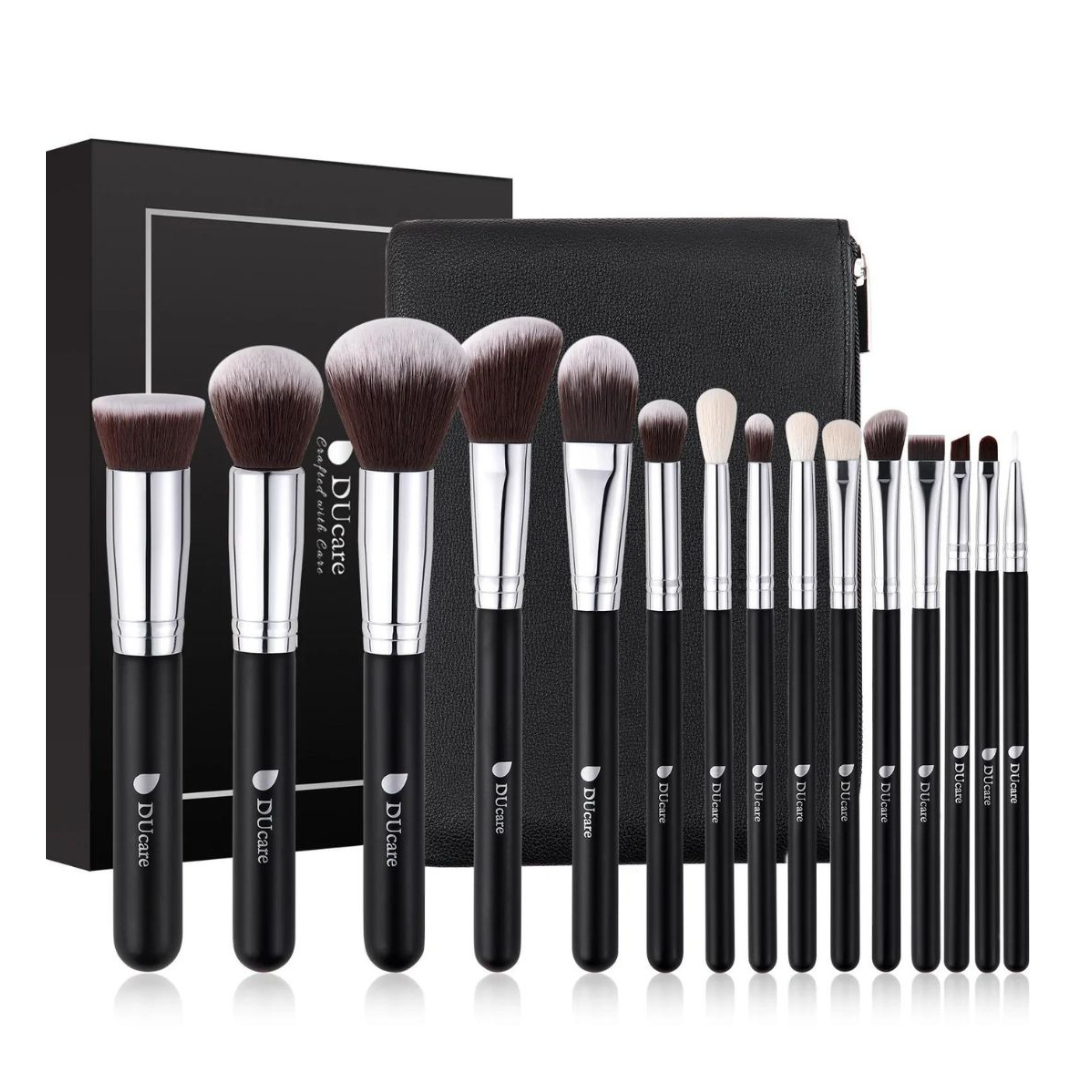 Brochas Negra con Estuche Negro 15 Pcs DF1503