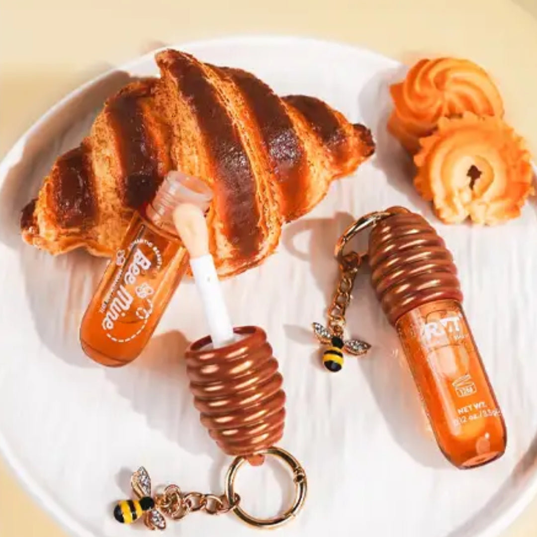 Lip oil Bee Mine Honey  Romantic Beauty