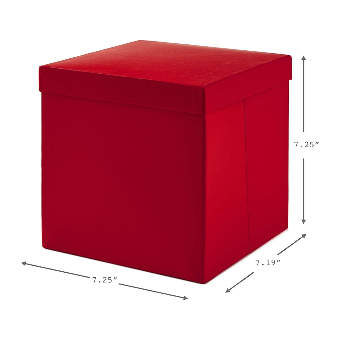 Caja de Regalo y Confeti 7.25 x 7.19 roja