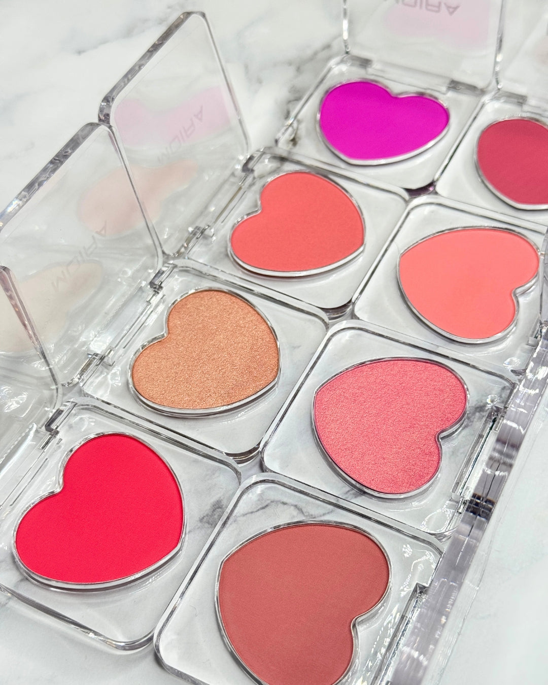 Rubor en polvo Love Spell En forma de Corazon Love Spell Powder Blush Moira 2027