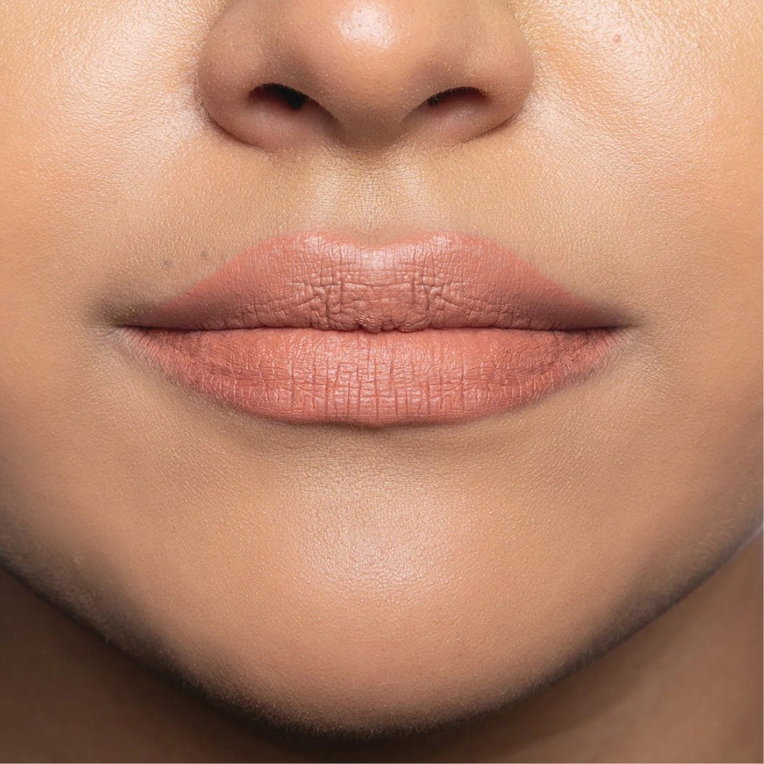 Combo 1 Lipgloss + Delineador Black Friday